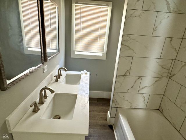 4814 E New York Street, Indianapolis, IN 46201