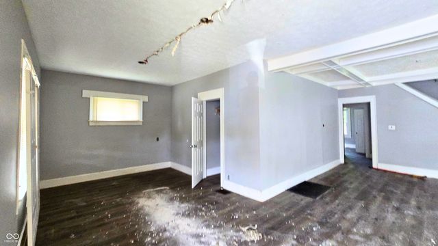 4814 E New York Street, Indianapolis, IN 46201