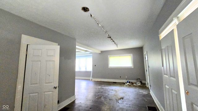 4814 E New York Street, Indianapolis, IN 46201