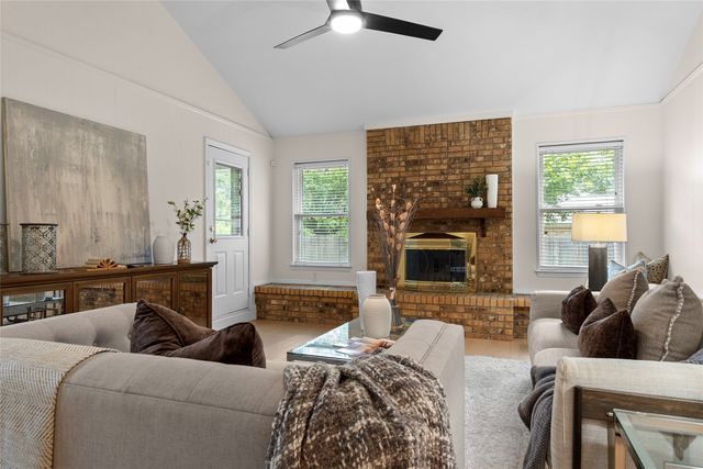 329 Stratford Drive, Hurst, TX 76054