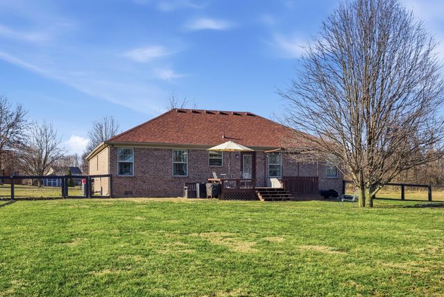 328 Windy Oaks Circle, Richmond, KY 40475