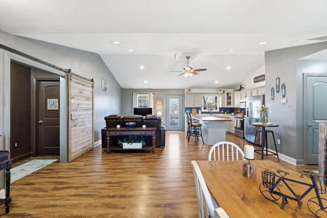 328 Windy Oaks Circle, Richmond, KY 40475