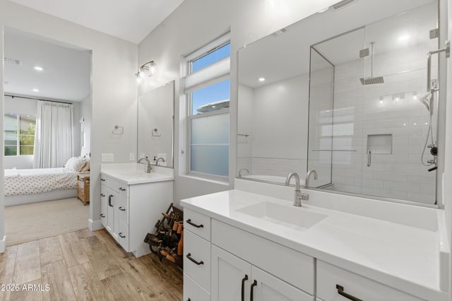 1290 E FICUS Way, Gilbert, AZ 85298