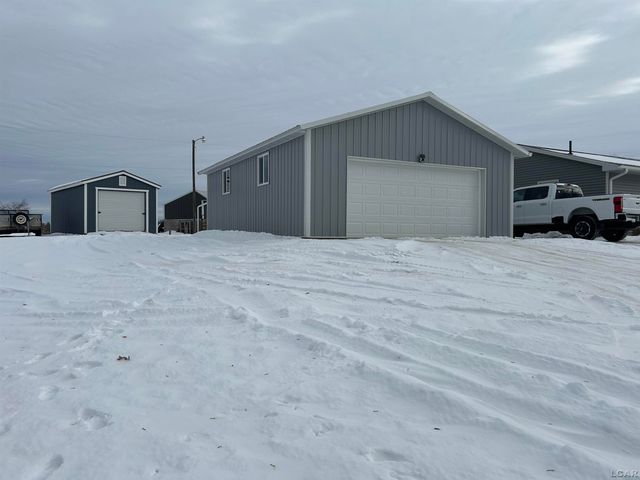 16520 Grass Lake Road, Grass Lake, MI 49240