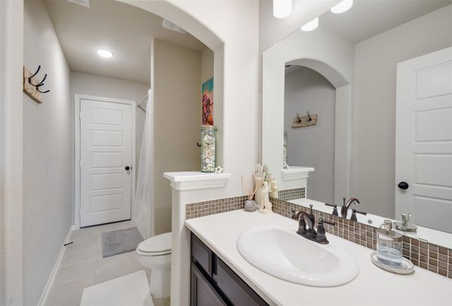 105 Potts ST, Georgetown, TX 78628