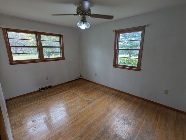 7 Louette Drive, Bradford Town, PA 16701