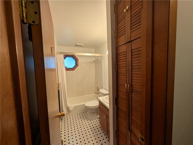 7 Louette Drive, Bradford Town, PA 16701