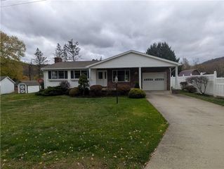 7 Louette Drive, Bradford Town, PA 16701