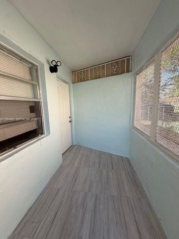 5693 Fletcher St 1-2, Hollywood, FL 33023