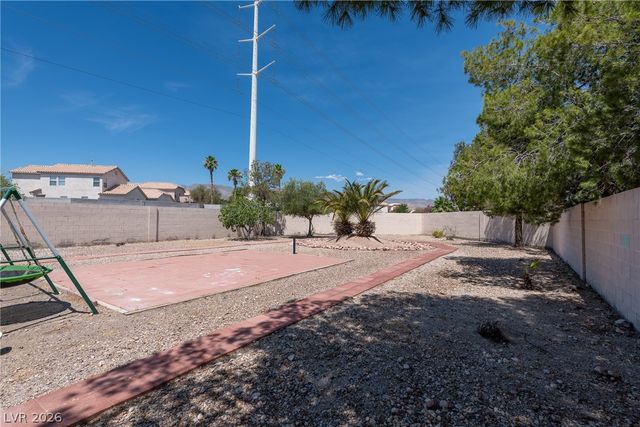 8332 Spring Arts Avenue, Las Vegas, NV 89129
