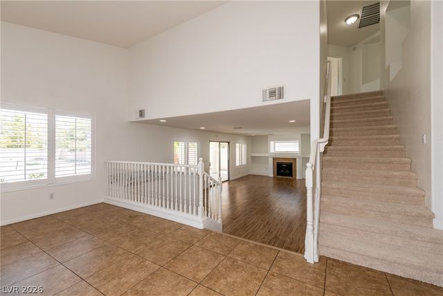 8332 Spring Arts Avenue, Las Vegas, NV 89129