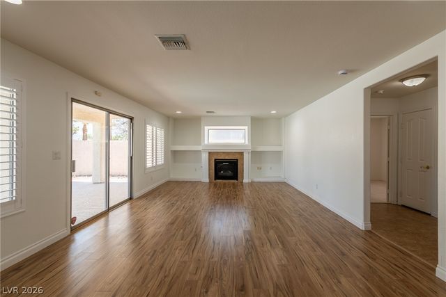 8332 Spring Arts Avenue, Las Vegas, NV 89129