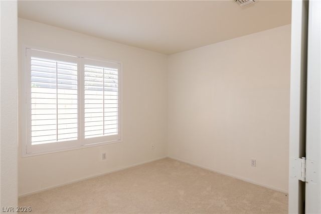8332 Spring Arts Avenue, Las Vegas, NV 89129