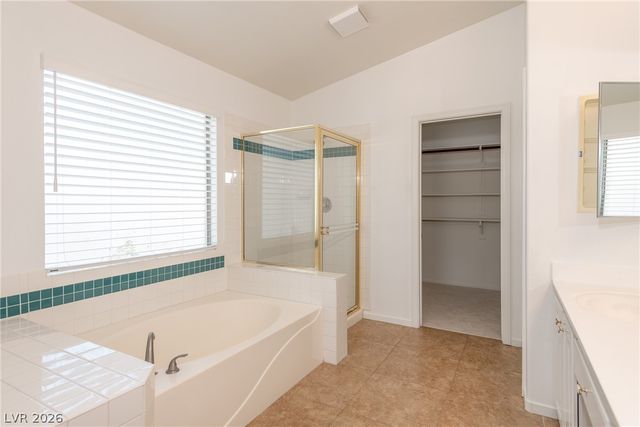 8332 Spring Arts Avenue, Las Vegas, NV 89129