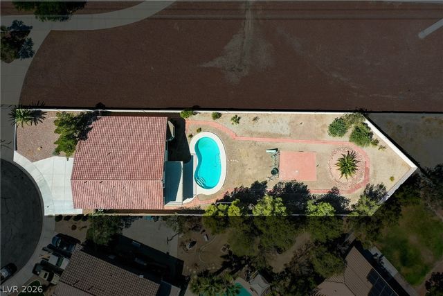8332 Spring Arts Avenue, Las Vegas, NV 89129