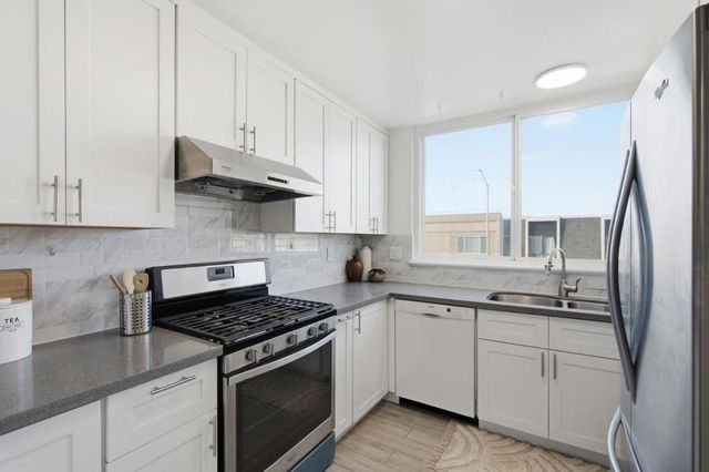 67 Saint Marks Court, Daly City, CA 94015