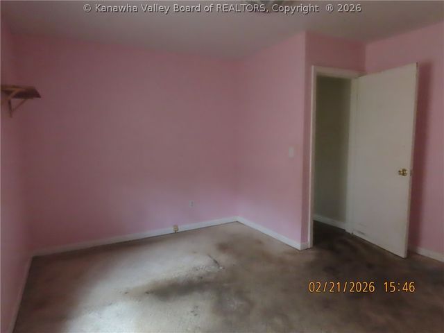 2122 Valley Grove Road, Charleston, WV 25311