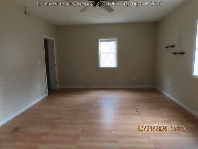 2122 Valley Grove Road, Charleston, WV 25311