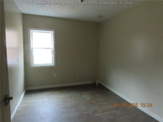 2122 Valley Grove Road, Charleston, WV 25311