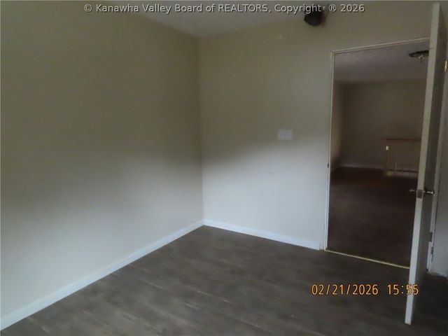 2122 Valley Grove Road, Charleston, WV 25311