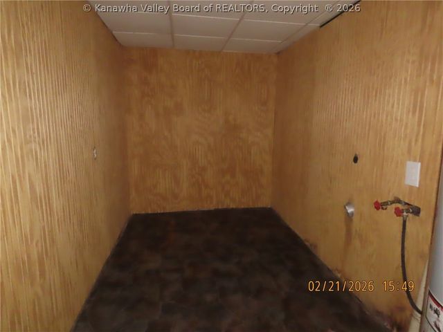 2122 Valley Grove Road, Charleston, WV 25311