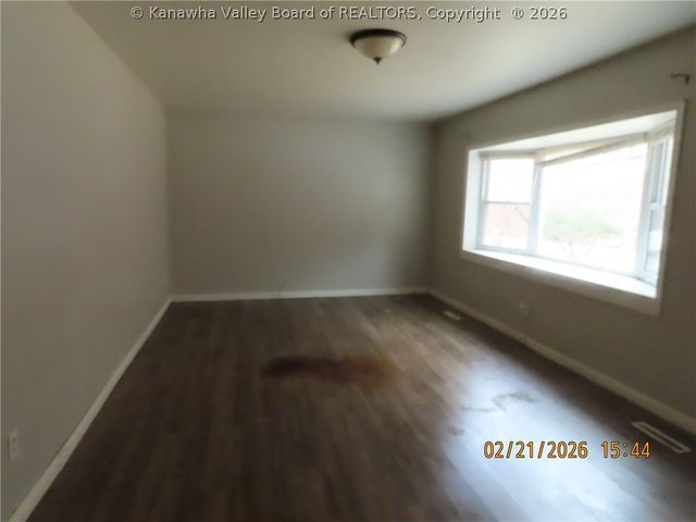 2122 Valley Grove Road, Charleston, WV 25311