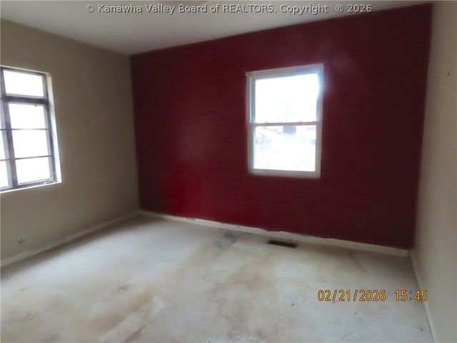 2122 Valley Grove Road, Charleston, WV 25311