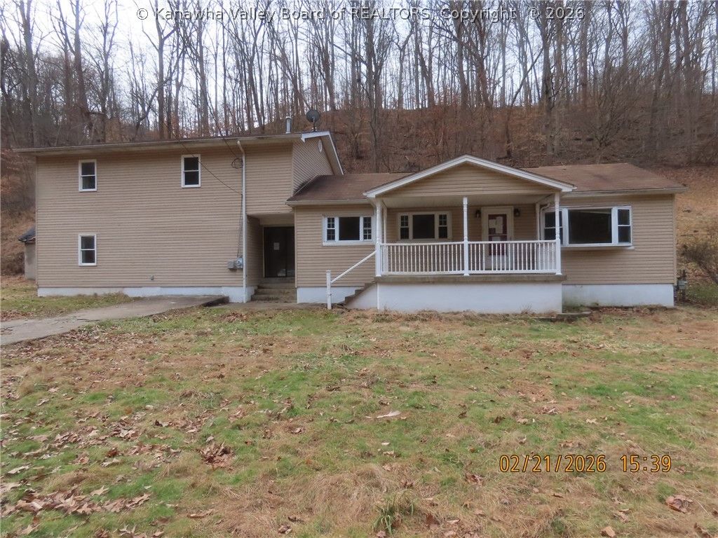2122 Valley Grove Road, Charleston, WV 25311