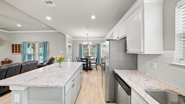 4755 E Sunset Loop, Addis, LA 70710