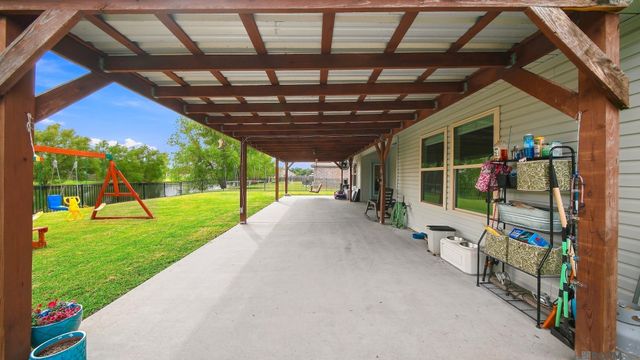 4755 E Sunset Loop, Addis, LA 70710