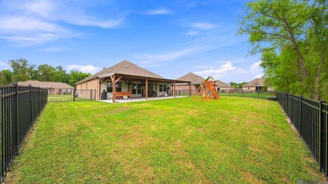 4755 E Sunset Loop, Addis, LA 70710