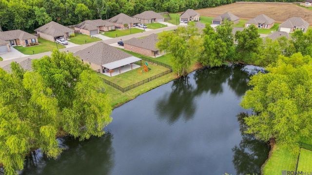 4755 E Sunset Loop, Addis, LA 70710