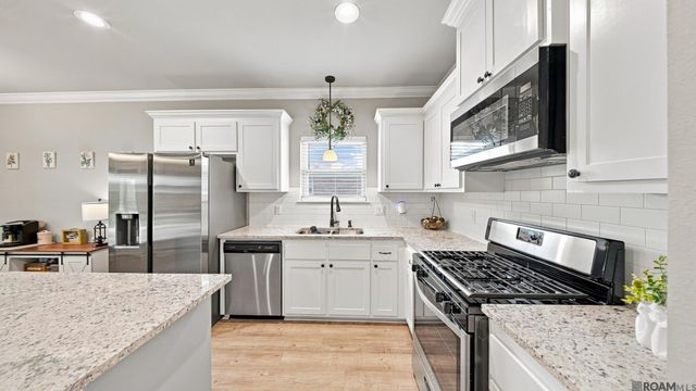 4755 E Sunset Loop, Addis, LA 70710