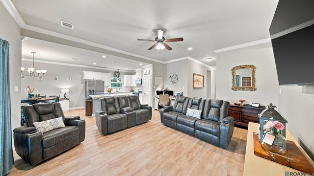 4755 E Sunset Loop, Addis, LA 70710