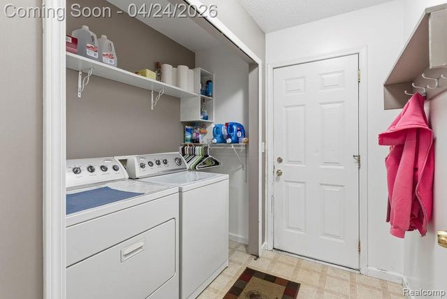 10511 N Lewis Road, Clio, MI 48420