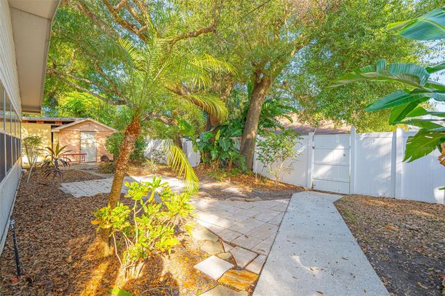 5221 CHENAULT AVENUE, Orlando, FL 32839