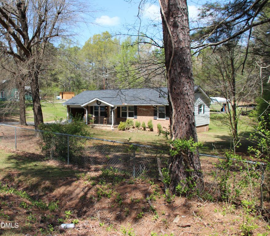 822 Clayton Road, Durham, NC 27703