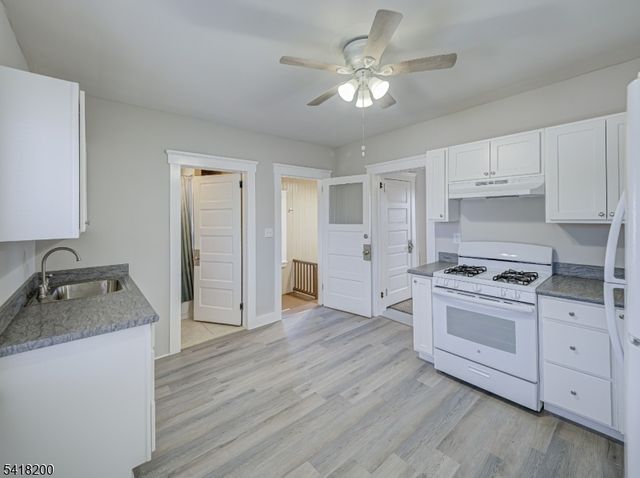 1320 Knopf St, Manville Boro, NJ 08835