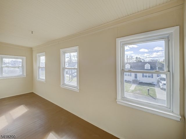 1320 Knopf St, Manville Boro, NJ 08835