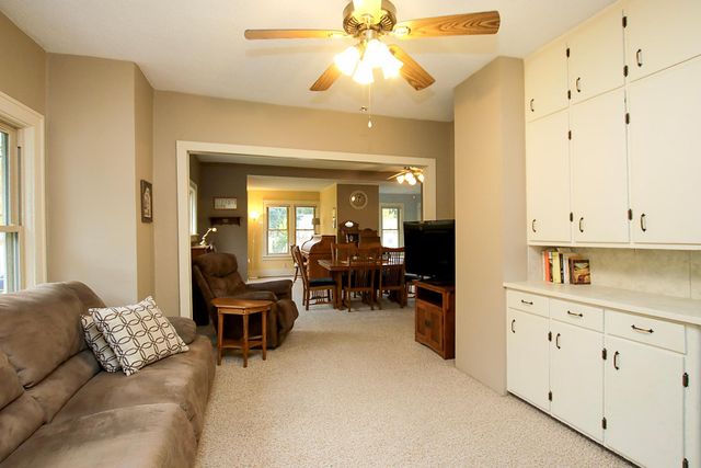 211 Horace Avenue E, Dassel, MN 55325