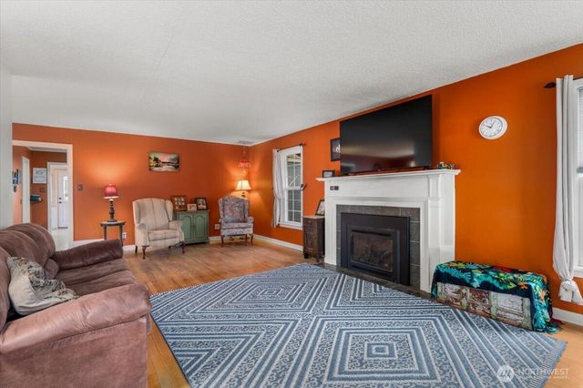 225 S Division Street, Cashmere, WA 98815