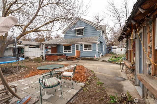 225 S Division Street, Cashmere, WA 98815