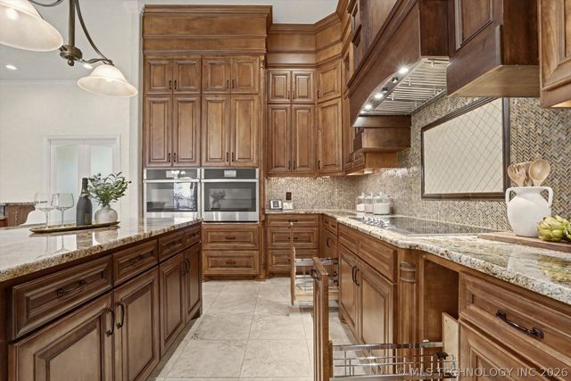 17743 E Red Hawk Road, Owasso, OK 74055