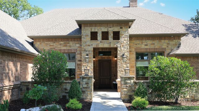17743 E Red Hawk Road, Owasso, OK 74055