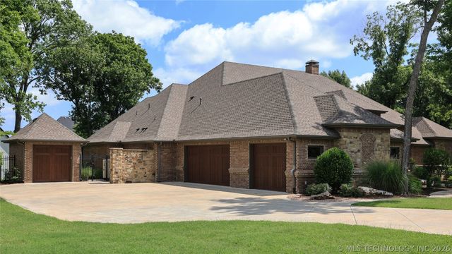 17743 E Red Hawk Road, Owasso, OK 74055