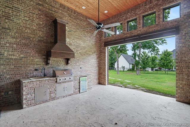 17743 E Red Hawk Road, Owasso, OK 74055