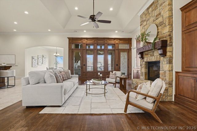 17743 E Red Hawk Road, Owasso, OK 74055