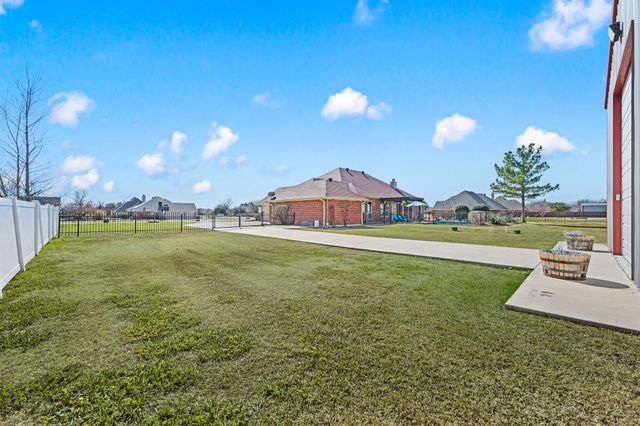 2825 Aston Meadows Drive, Haslet, TX 76052