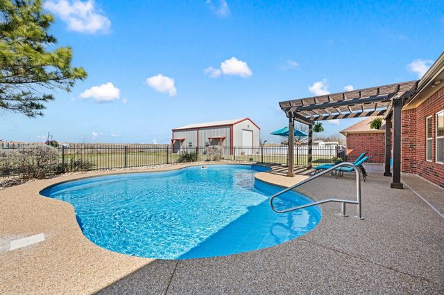 2825 Aston Meadows Drive, Haslet, TX 76052