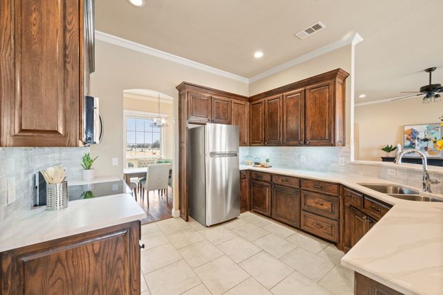 2825 Aston Meadows Drive, Haslet, TX 76052